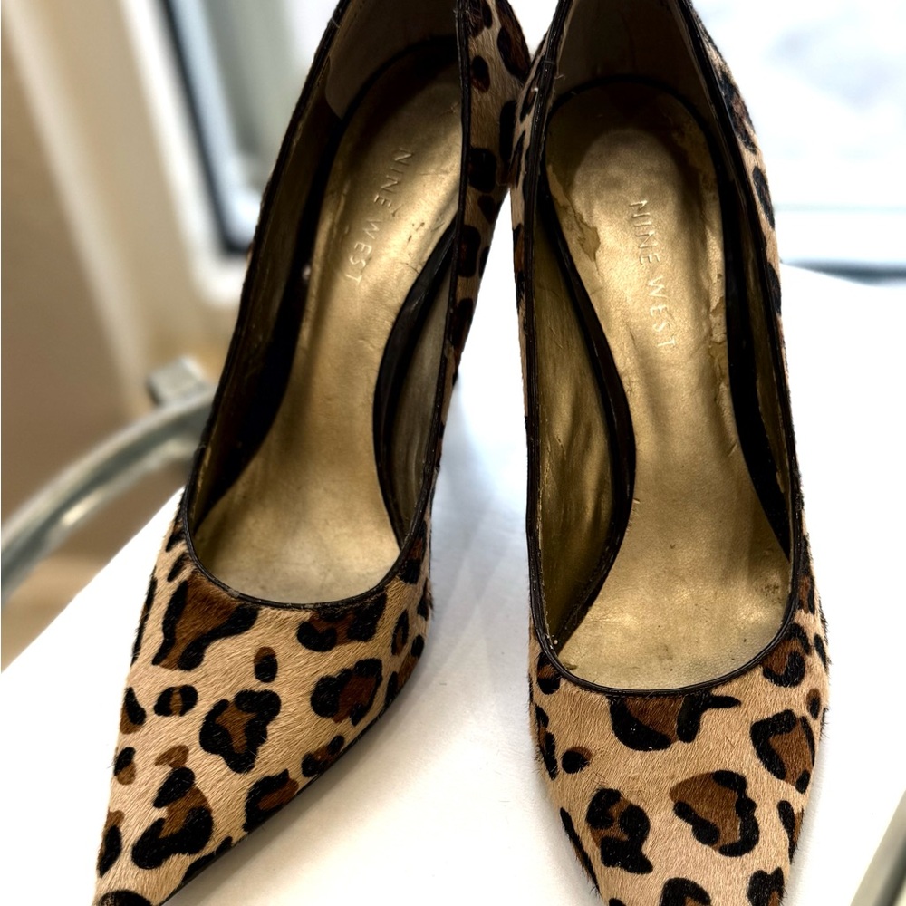Nine West Tan and Black Leopard Pony Hair Pointed Toe Heels